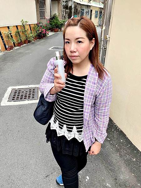 Liz麗緻舒敏水潤精華露68.jpg Liz麗緻舒敏水潤精華露68.jpg