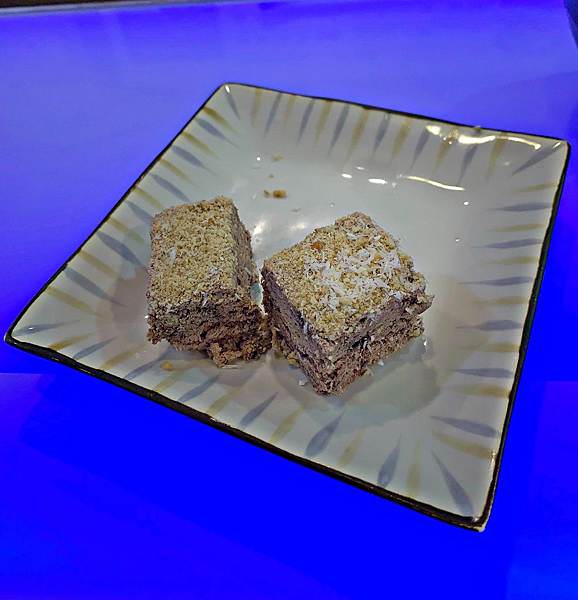 川品鐵板燒3可可粉法式甜點.jpg 川品鐵板燒3可可粉法式甜點.jpg