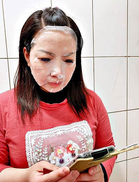 京法國際 藍鑽天女木蘭面膜 藍鑽花秘鎖水抗衰膠囊17.jpg 京法國際 藍鑽天女木蘭面膜 藍鑽花秘鎖水抗衰膠囊17.jpg