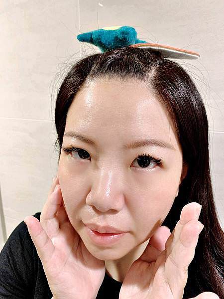 DR. CINK水微晶長效鎖水精華液19.jpg DR. CINK水微晶長效鎖水精華液19.jpg
