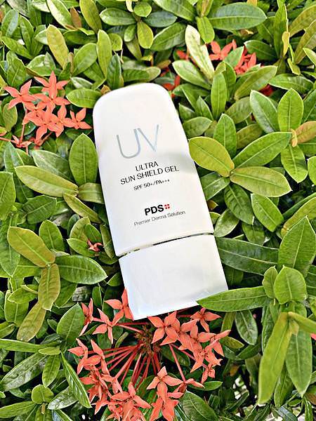 PDS ULTRA SUN SHIELD GEL逆齡潤白安心防曬霜3.jpg PDS ULTRA SUN SHIELD GEL逆齡潤白安心防曬霜3.jpg