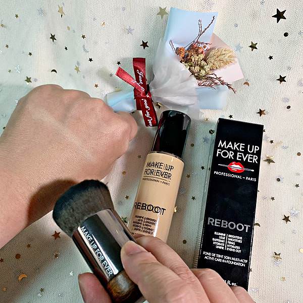Make up for ever26.jpg Make up for ever26.jpg