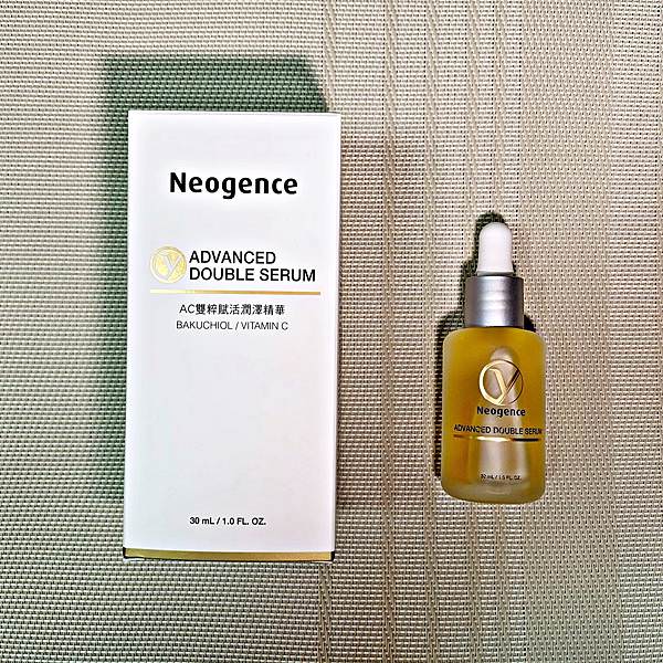 霓淨思AC雙粹賦活潤澤精華11.jpg 霓淨思AC雙粹賦活潤澤精華11.jpg