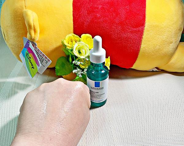 理膚寶水三酸煥膚瓶26.jpg 理膚寶水三酸煥膚瓶26.jpg
