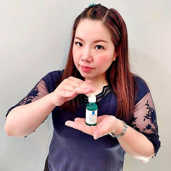 理膚寶水三酸煥膚瓶4.jpg 理膚寶水三酸煥膚瓶4.jpg
