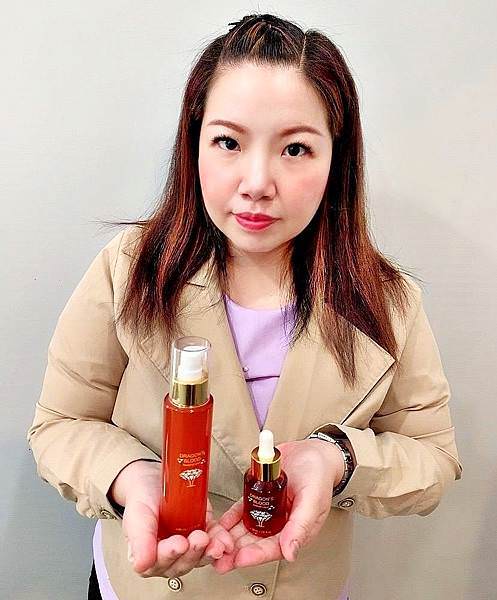 Jenduoste珍朵絲特龍血求麗精華+龍血求麗修護乳9.jpg Jenduoste珍朵絲特龍血求麗精華+龍血求麗修護乳9.jpg