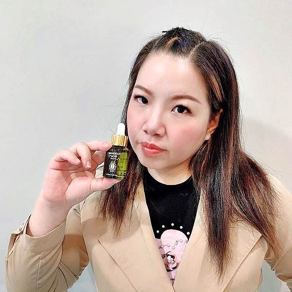 JDST珍朵絲特苦杏仁酸溫和煥顏露2.jpg JDST珍朵絲特苦杏仁酸溫和煥顏露2.jpg