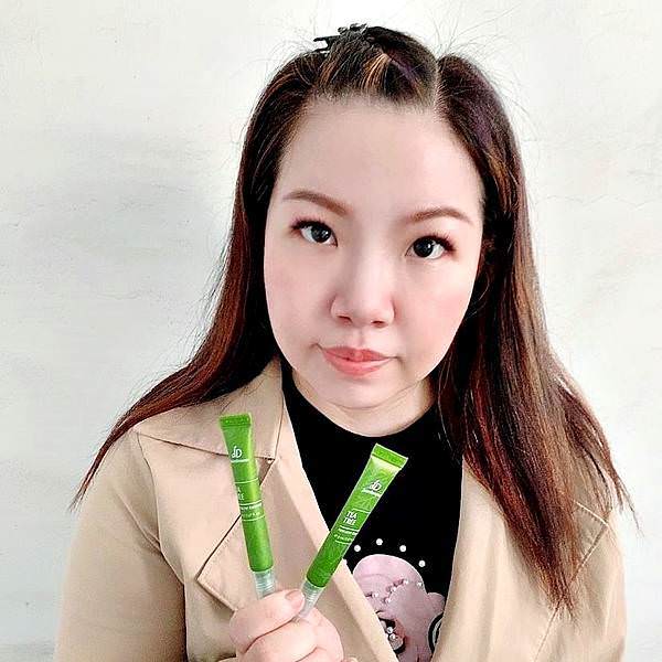 JOURDENESS 佐登妮絲JD茶樹K痘精華6.jpg JOURDENESS 佐登妮絲JD茶樹K痘精華6.jpg