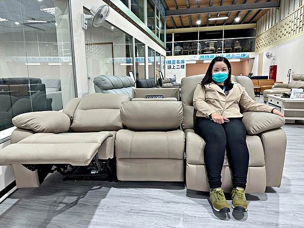 舒格登電動沙發高雄鳥松店7_1.jpg 舒格登電動沙發高雄鳥松店7_1.jpg