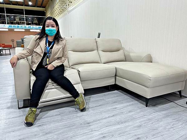 舒格登電動沙發高雄鳥松店15_1.jpg 舒格登電動沙發高雄鳥松店15_1.jpg