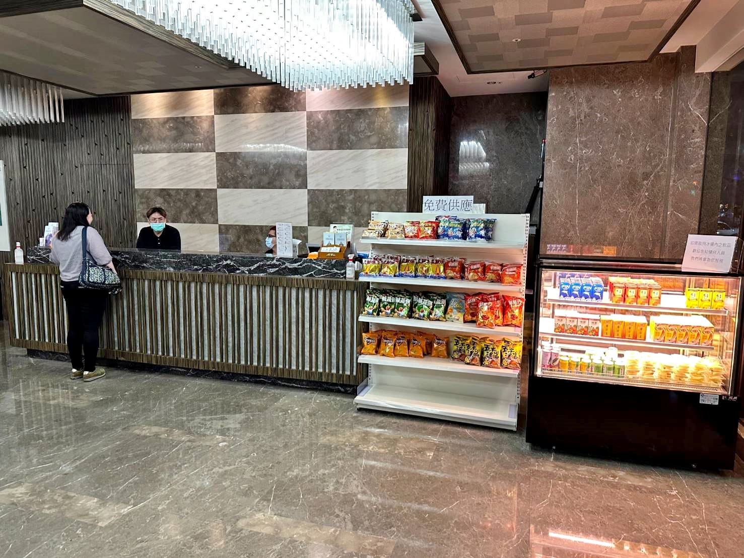 高雄火車站住宿|高雄國際星辰旅館International Citizen Hotel|距離「高雄火車站」車程5分鐘,鄰近三民夜市商圈,享受微醺時光之商務度假旅館入住心得分享 - 第31張圖 高雄火車站住宿|高雄國際星辰旅館International Citizen Hotel|距離「高雄火車站」車程5分鐘,鄰近三民夜市商圈,享受微醺時光之商務度假旅館入住心得分享