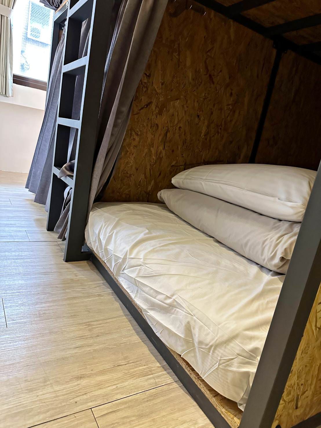 台中市西屯區住宿推薦|台中逢甲住宿.葉綠宿旅館Green Hotel|步行逢甲夜市,電梯豪華四人房一泊一食,逢甲吃喝玩樂、生活機能便利入住心得分享! - 第41張圖 台中市西屯區住宿推薦|台中逢甲住宿.葉綠宿旅館Green Hotel|步行逢甲夜市,電梯豪華四人房一泊一食,逢甲吃喝玩樂、生活機能便利入住心得分享!