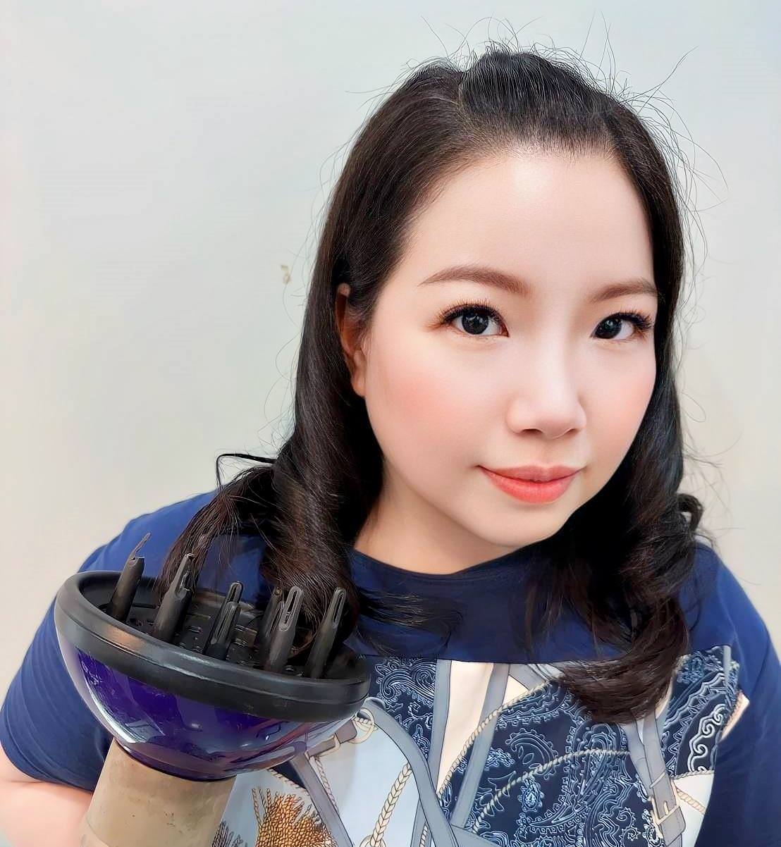 捲髮乳推薦|DREAM TREND凱夢K持捲乳|全新超強絲柔彈力配方,簡單持捲是造型品也是保養品之凱夢K持捲乳開箱分享! - 第26張圖 捲髮乳推薦|DREAM TREND凱夢K持捲乳|全新超強絲柔彈力配方,簡單持捲是造型品也是保養品之凱夢K持捲乳開箱分享!