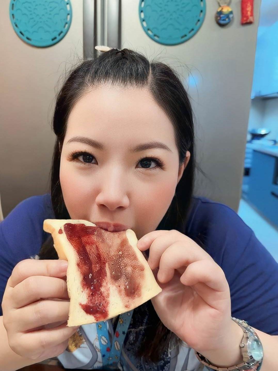 美食推薦|烹石豆乳系果醬、極高纖咕咕飲|補充營養好選擇,邊吃邊保養之烹石果醬抹醬、極高纖咕咕飲開箱分享 - 第21張圖 美食推薦|烹石豆乳系果醬、極高纖咕咕飲|補充營養好選擇,邊吃邊保養之烹石果醬抹醬、極高纖咕咕飲開箱分享