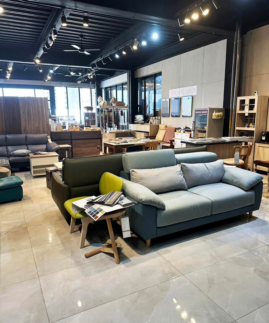 台南家具推薦｜億家具批發倉庫台南店｜台灣製造平價精品家具，工廠直營客製化沙發，打造舒適質感居家生活！