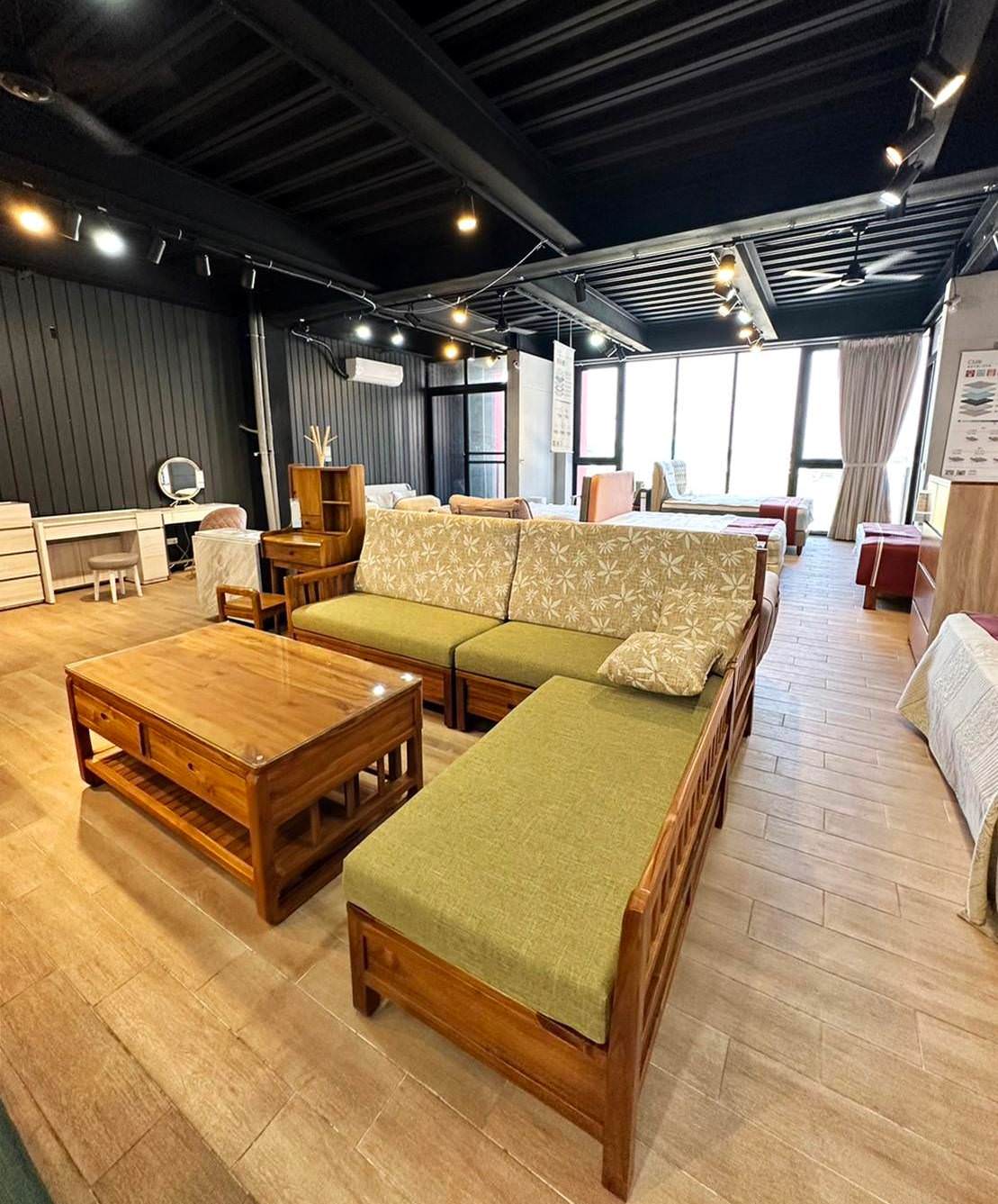 台南家具推薦｜億家具批發倉庫台南店｜台灣製造平價精品家具，工廠直營客製化沙發，打造舒適質感居家生活！