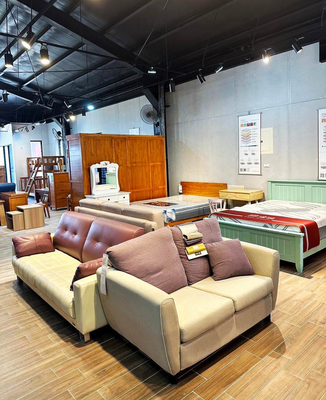 台南家具推薦｜億家具批發倉庫台南店｜台灣製造平價精品家具，工廠直營客製化沙發，打造舒適質感居家生活！