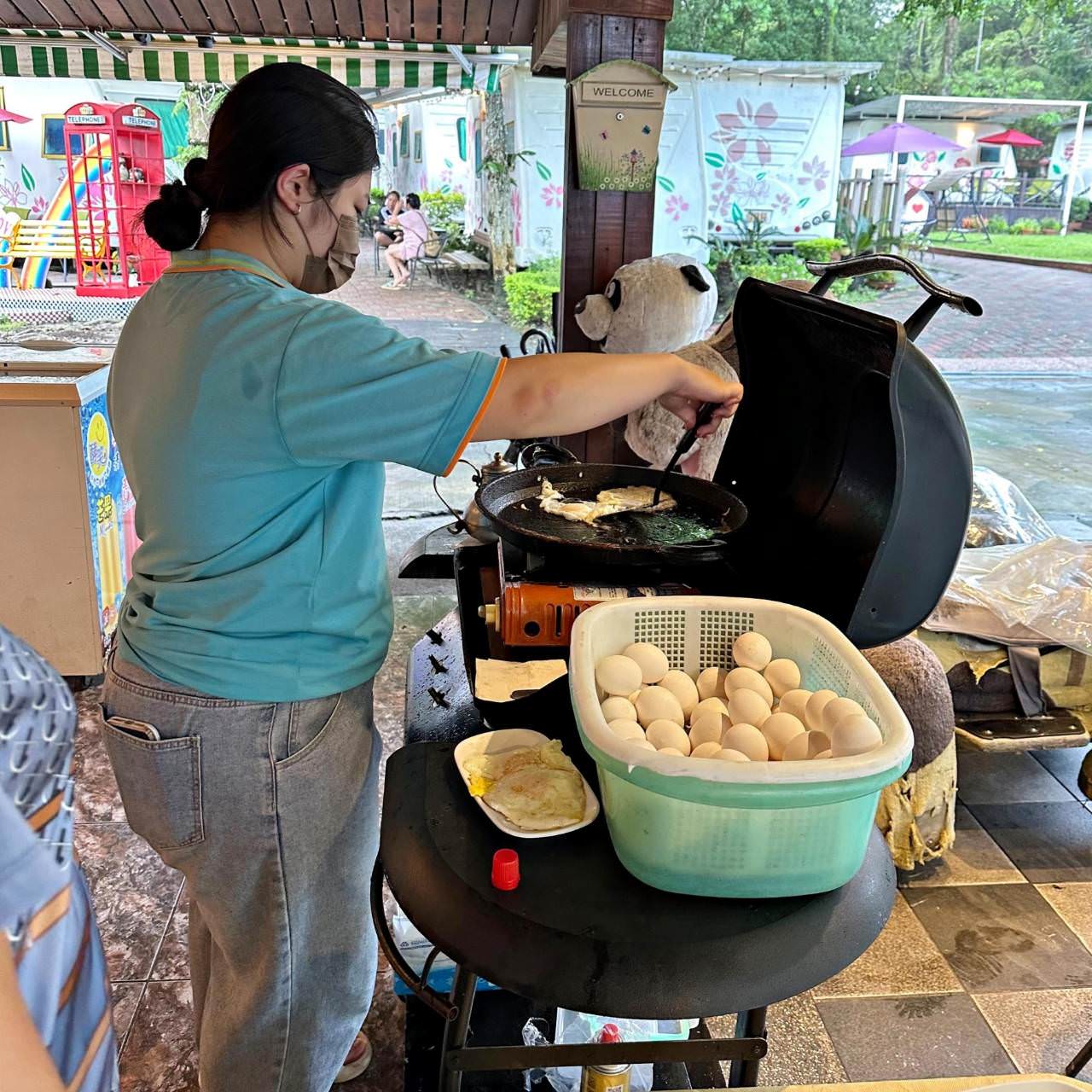 嘉義縣中埔鄉住宿推薦|詩情花園渡假村露營車—阿里山下|離嘉義市僅20分鐘車程,豪華露營車內有衛浴,遠離都市塵囂,體驗不同凡響的住宿之露營車入住心得分享! - 第46張圖 嘉義縣中埔鄉住宿推薦|詩情花園渡假村露營車—阿里山下|離嘉義市僅20分鐘車程,豪華露營車內有衛浴,遠離都市塵囂,體驗不同凡響的住宿之露營車入住心得分享!