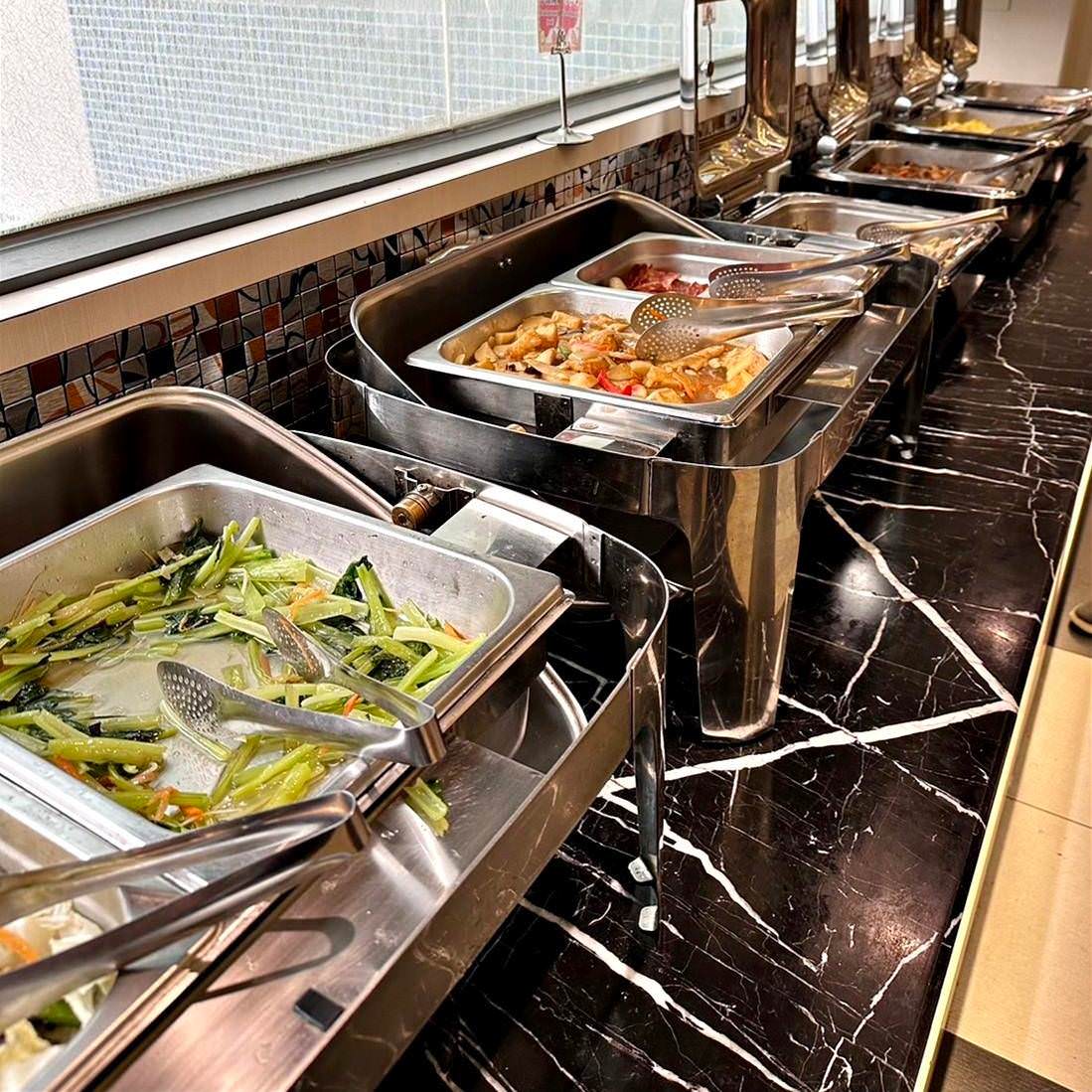 嘉義市泳池飯店住宿|尊皇大飯店|距離文化路觀光夜市10分鐘,設施設備一應俱全,附設自助早餐、精緻鍋物、露天泳池、景觀酒吧之尊皇大飯店入住心得分享! - 第41張圖 嘉義市泳池飯店住宿|尊皇大飯店|距離文化路觀光夜市10分鐘,設施設備一應俱全,附設自助早餐、精緻鍋物、露天泳池、景觀酒吧之尊皇大飯店入住心得分享!