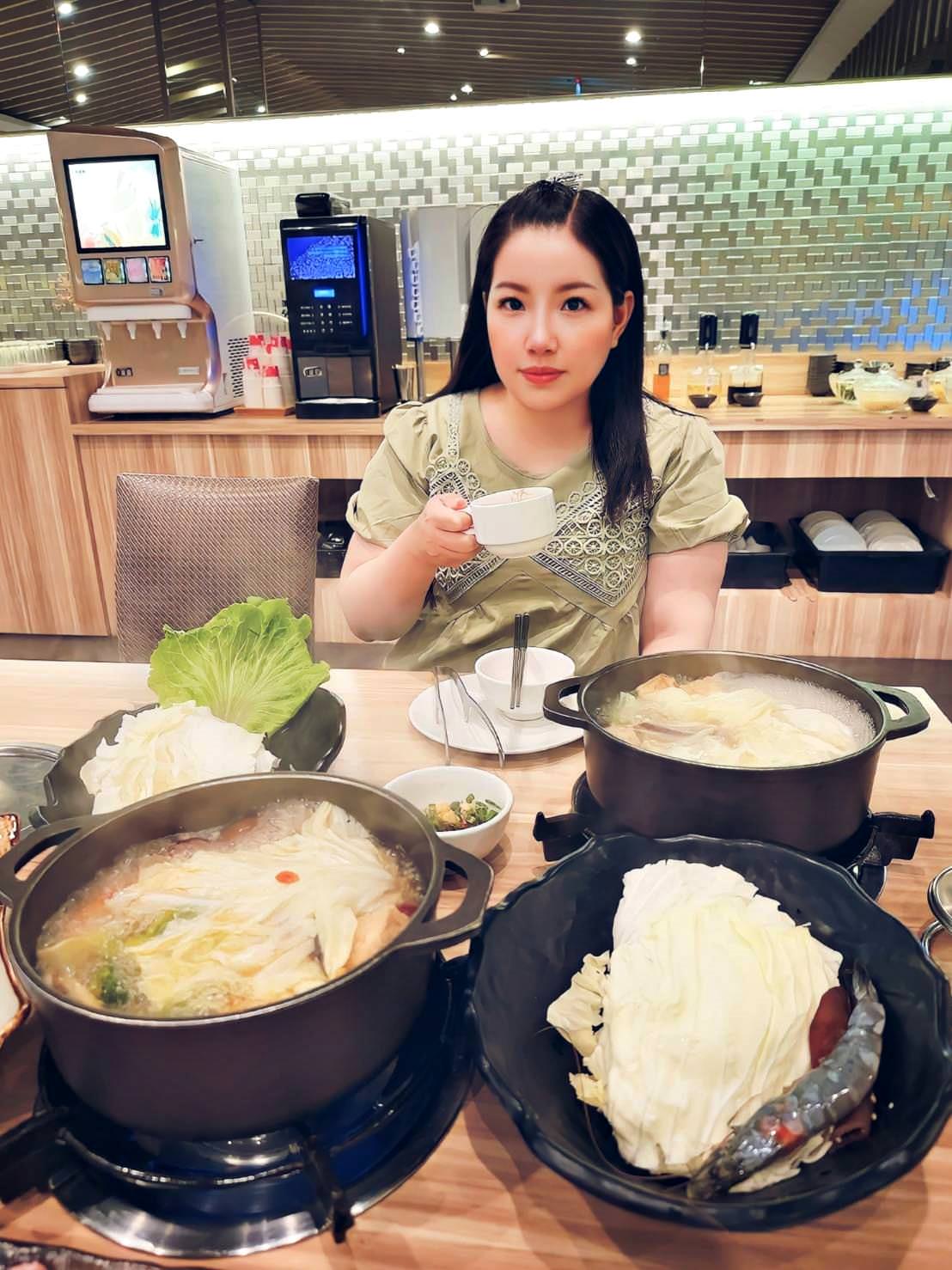 嘉義市泳池飯店住宿|尊皇大飯店|距離文化路觀光夜市10分鐘,設施設備一應俱全,附設自助早餐、精緻鍋物、露天泳池、景觀酒吧之尊皇大飯店入住心得分享! - 第72張圖 嘉義市泳池飯店住宿|尊皇大飯店|距離文化路觀光夜市10分鐘,設施設備一應俱全,附設自助早餐、精緻鍋物、露天泳池、景觀酒吧之尊皇大飯店入住心得分享!