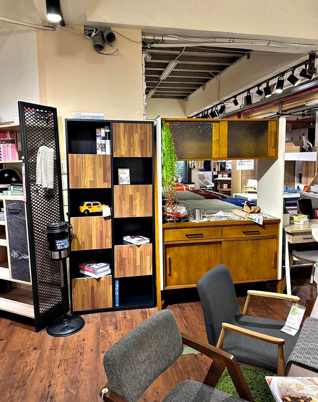 台北家具推薦｜億家具批發倉庫萬華店｜台灣製造平價精品家具，工廠直營客製化沙發，營造舒適質感居家生活！