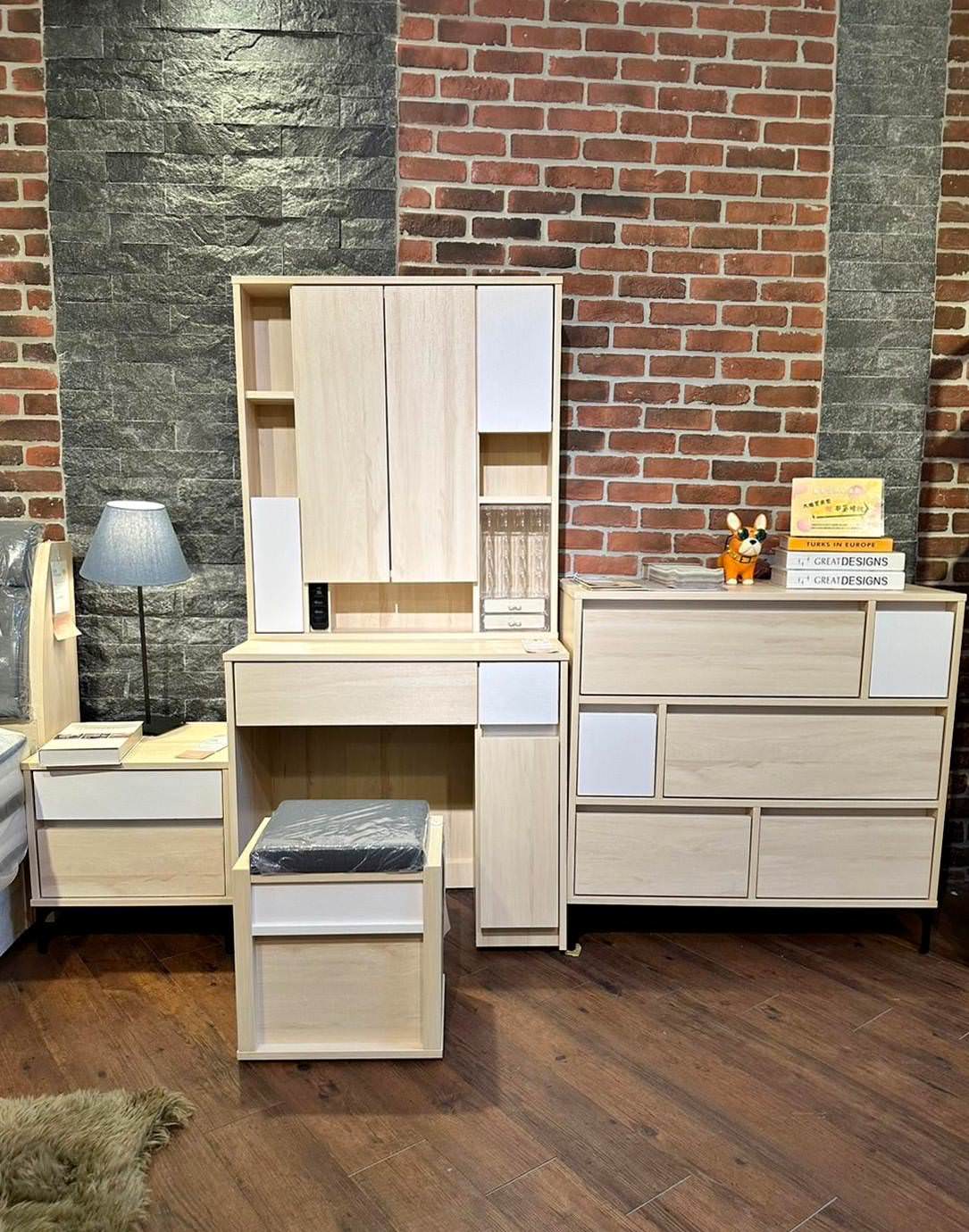 台北家具推薦｜億家具批發倉庫萬華店｜台灣製造平價精品家具，工廠直營客製化沙發，營造舒適質感居家生活！