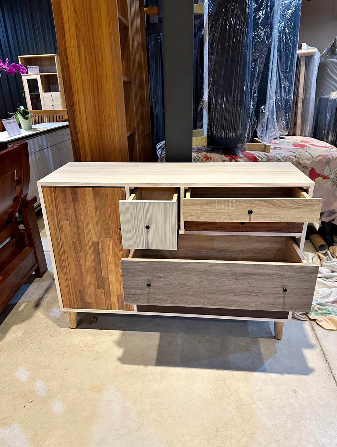 台中家具推薦|億家具批發倉庫台中店|台灣製造平價精品家具,工廠直營客製化沙發,占地寬敞千坪大賣場,打造舒適質感居家生活! - 第22張圖 台中家具推薦|億家具批發倉庫台中店|台灣製造平價精品家具,工廠直營客製化沙發,占地寬敞千坪大賣場,打造舒適質感居家生活!