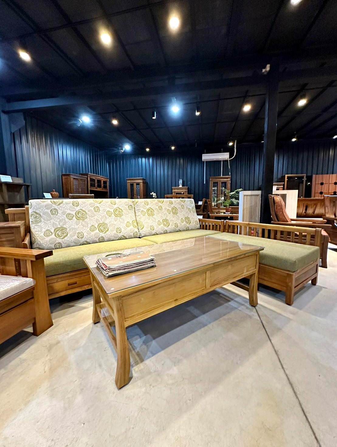 台中家具推薦|億家具批發倉庫台中店|台灣製造平價精品家具,工廠直營客製化沙發,占地寬敞千坪大賣場,打造舒適質感居家生活! - 第28張圖 台中家具推薦|億家具批發倉庫台中店|台灣製造平價精品家具,工廠直營客製化沙發,占地寬敞千坪大賣場,打造舒適質感居家生活!