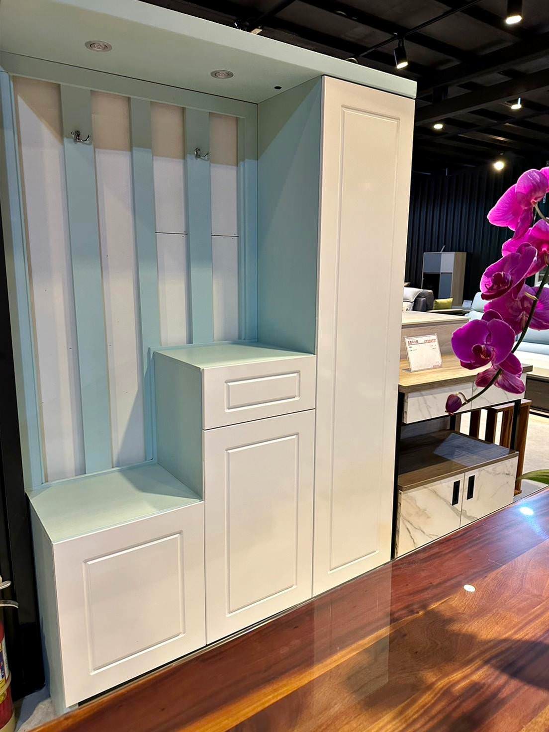 台中家具推薦|億家具批發倉庫台中店|台灣製造平價精品家具,工廠直營客製化沙發,占地寬敞千坪大賣場,打造舒適質感居家生活! - 第39張圖 台中家具推薦|億家具批發倉庫台中店|台灣製造平價精品家具,工廠直營客製化沙發,占地寬敞千坪大賣場,打造舒適質感居家生活!