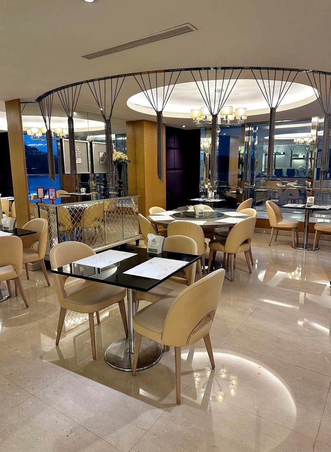 南投縣魚池鄉日月潭住宿推薦|日月潭飯店晶澤會館THE CRYSTAL RESORT|伊達邵商店街旁、日月潭湖景一覽無遺、美食饗宴應有盡有之晶澤會館入住心得分享! - 第65張圖 南投縣魚池鄉日月潭住宿推薦|日月潭飯店晶澤會館THE CRYSTAL RESORT|伊達邵商店街旁、日月潭湖景一覽無遺、美食饗宴應有盡有之晶澤會館入住心得分享!