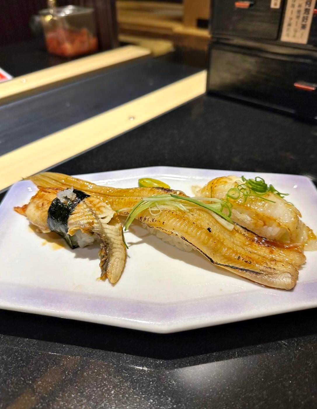 日本料理推薦|台中市南屯區大漁迴轉壽司(創始店)|零接觸平板點餐新鮮直送包廂,春季限定旬彩料理、創意美式壽司捲—極上盛合,一口入魂驚豔味蕾! - 第51張圖 日本料理推薦|台中市南屯區大漁迴轉壽司(創始店)|零接觸平板點餐新鮮直送包廂,春季限定旬彩料理、創意美式壽司捲—極上盛合,一口入魂驚豔味蕾!