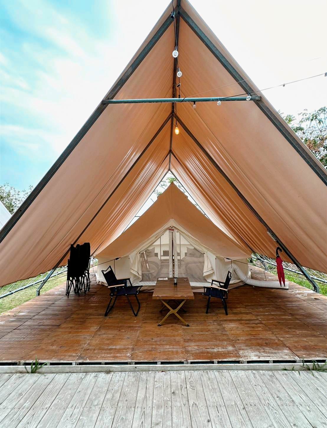 台中豪華露營推薦｜蟬說：山中靜靜ChanShuo：immersionglamping｜太平區酒桶山層巒疊嶂山景，山中靜靜結合一泊二食住宿體驗，適合各齡層之野奢露營入住心得分享！