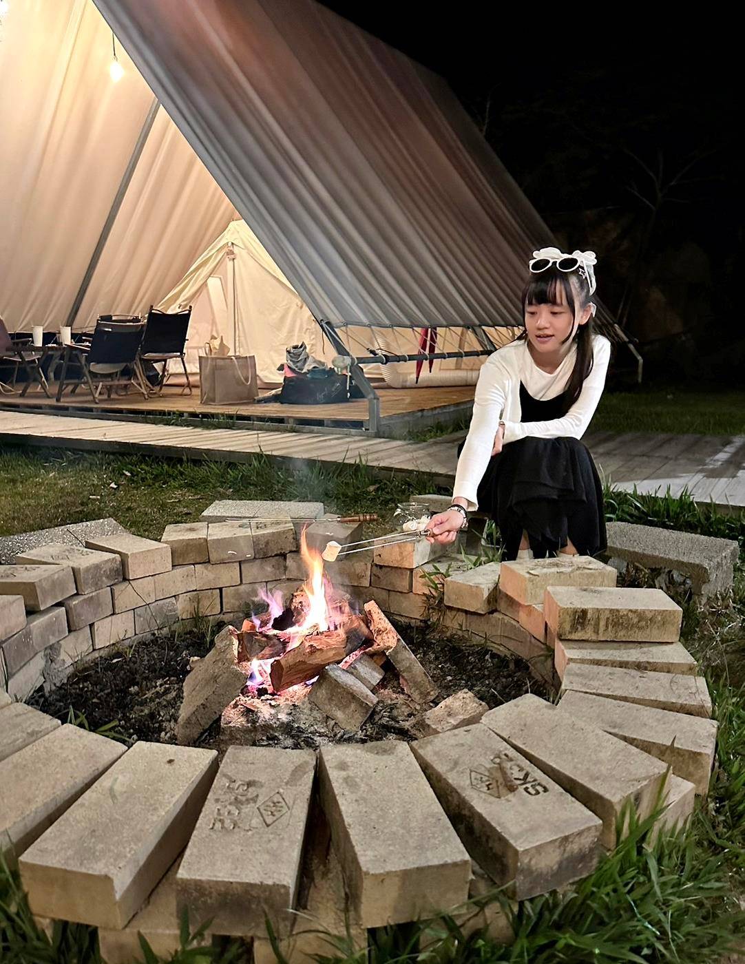 台中豪華露營推薦｜蟬說：山中靜靜ChanShuo：immersionglamping｜太平區酒桶山層巒疊嶂山景，山中靜靜結合一泊二食住宿體驗，適合各齡層之野奢露營入住心得分享！