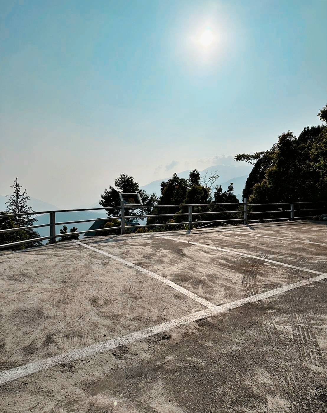 南投縣仁愛鄉民宿推薦|清境茲心園渡假山莊|座落海拔約1650公尺層巒疊翠山景,宛如人間仙境觀賞碧湖風光最佳景點,多種房型選擇滿足旅人住宿與包棟民宿之入住心得分享! - 第21張圖 南投縣仁愛鄉民宿推薦|清境茲心園渡假山莊|座落海拔約1650公尺層巒疊翠山景,宛如人間仙境觀賞碧湖風光最佳景點,多種房型選擇滿足旅人住宿與包棟民宿之入住心得分享!