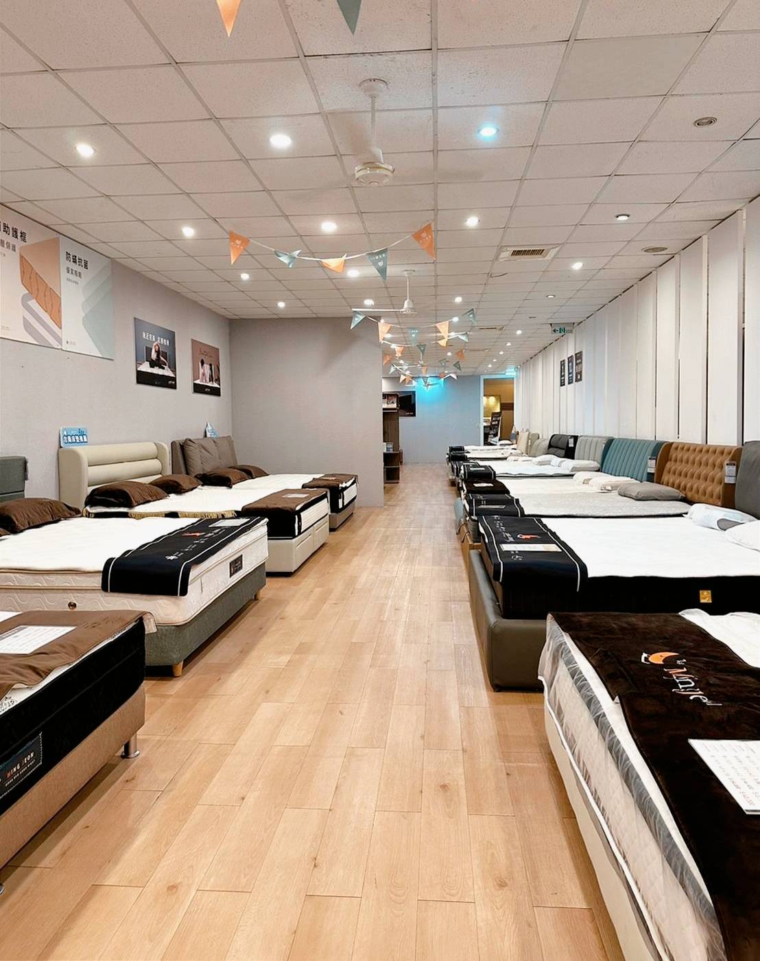 台南家具推薦|明久家具台南店|鄰近大橋火車站,台灣在地品牌,沙發、床墊工廠直營,價格親民、CP值高,客製化家具滿足客群需求! - 第77張圖 台南家具推薦|明久家具台南店|鄰近大橋火車站,台灣在地品牌,沙發、床墊工廠直營,價格親民、CP值高,客製化家具滿足客群需求!