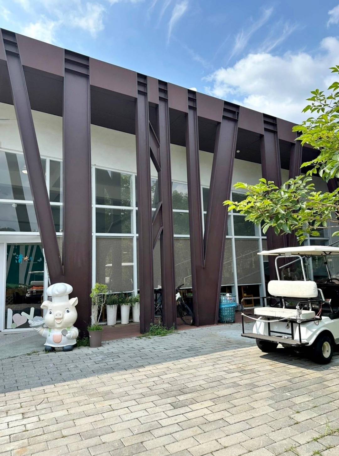 彰化縣社頭鄉露營推薦｜Qinshui Resort清水那方豪華露營｜全國唯一可以泡溫泉的豪華露營，近擁大片綠意生態，適合各齡層之免裝備懶人露營入住心得分享！