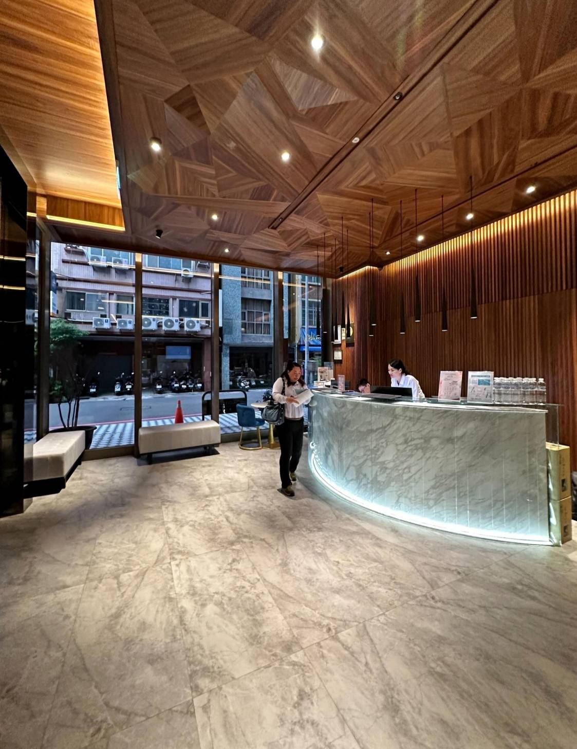 高雄市前金區住宿推薦|高雄行旅 Hotel Leisure Kaohsiung|高雄捷運前金站步行1分鐘,吃喝玩樂生活機能方便,盡享悠然愜意休閒時光之高雄行旅入住心得分享! - 第16張圖 高雄市前金區住宿推薦|高雄行旅 Hotel Leisure Kaohsiung|高雄捷運前金站步行1分鐘,吃喝玩樂生活機能方便,盡享悠然愜意休閒時光之高雄行旅入住心得分享!