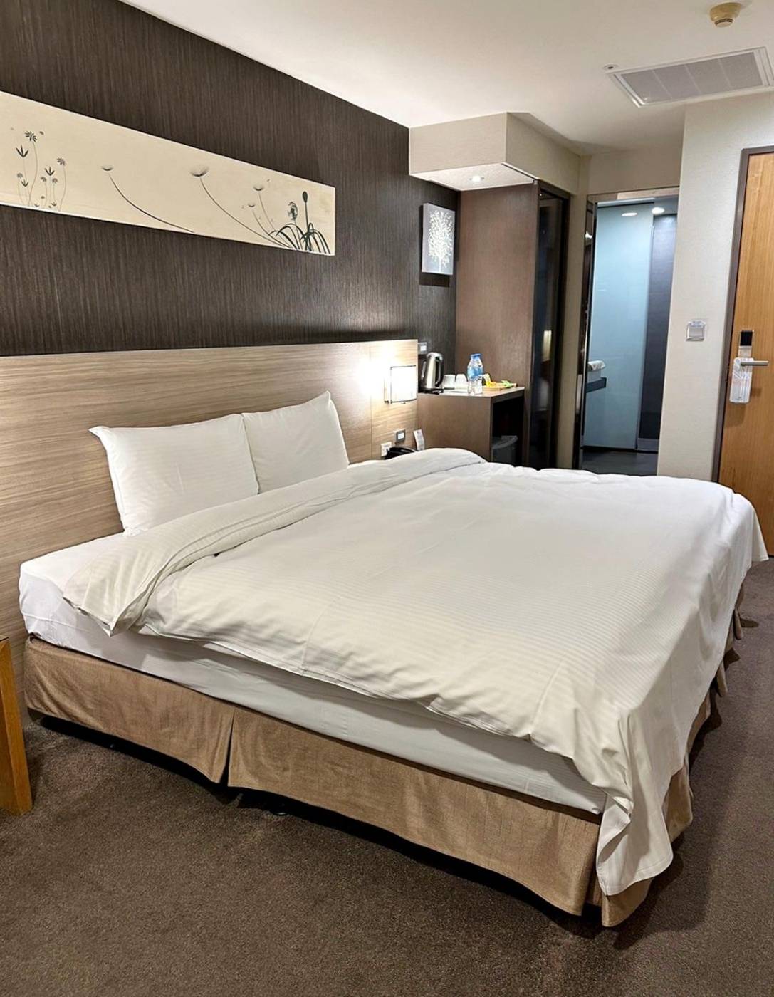 台中西屯區住宿推薦|台中碧根逢甲酒店Beacon Hotel|三訪入住碧根家庭套房,自助早餐豐富多樣,地下室設停車場,距離逢甲夜市步行僅1分鐘,吃喝玩樂生活機能一應俱全之碧根逢甲酒店入住心得分享! - 第84張圖 台中西屯區住宿推薦|台中碧根逢甲酒店Beacon Hotel|三訪入住碧根家庭套房,自助早餐豐富多樣,地下室設停車場,距離逢甲夜市步行僅1分鐘,吃喝玩樂生活機能一應俱全之碧根逢甲酒店入住心得分享!