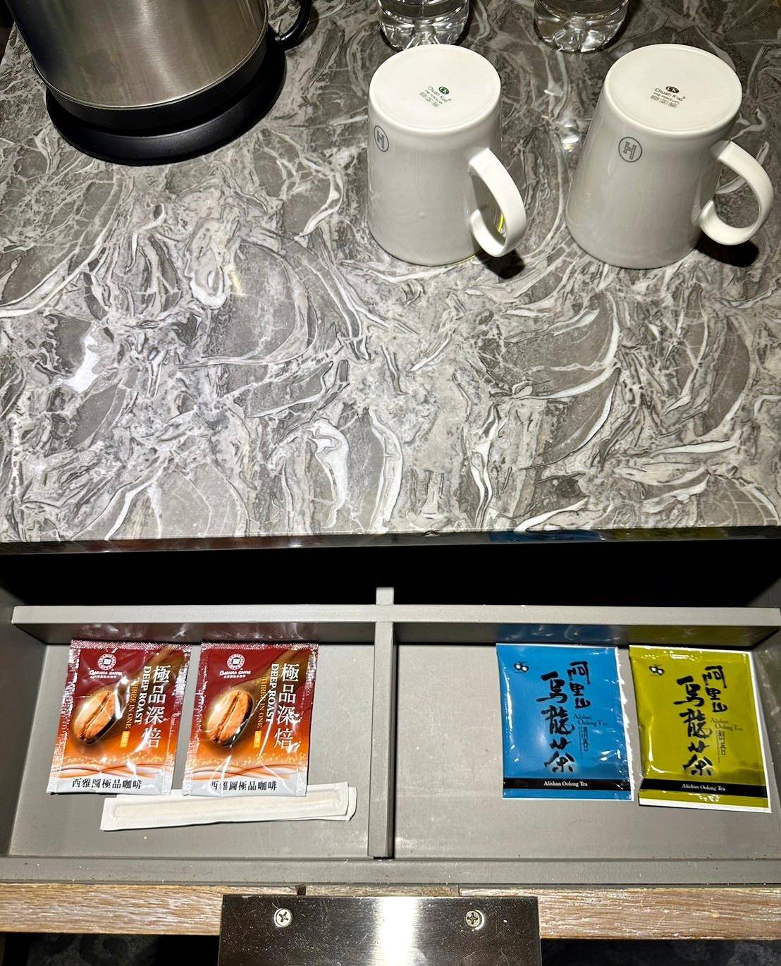 台北市萬華區住宿推薦|薆悅酒店西寧館 Inhouse Hotel Taipei|台北捷運西門町站步行5分鐘,吃喝玩樂生活機能方便,盡享靜謐雅致住宿氛圍之薆悅酒店西寧館開箱分享! - 第22張圖 台北市萬華區住宿推薦|薆悅酒店西寧館 Inhouse Hotel Taipei|台北捷運西門町站步行5分鐘,吃喝玩樂生活機能方便,盡享靜謐雅致住宿氛圍之薆悅酒店西寧館開箱分享!
