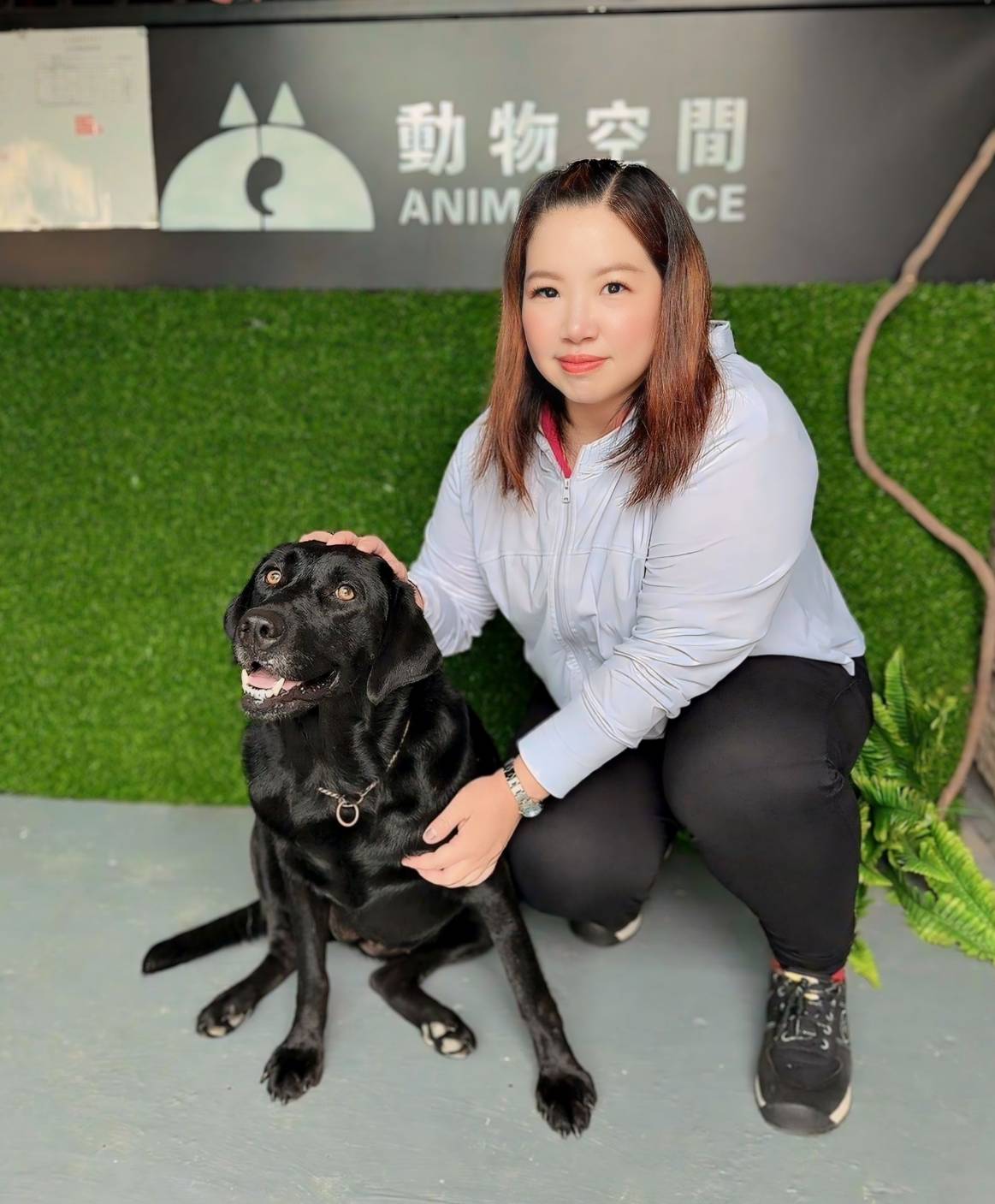 台中寵物聚會包場推薦|台中市南屯區動物空間Animal Space寵物友善餐廳|毛孩專屬戲水泳池、大片草皮開心奔跑、精緻美味輕食餐點,帶著毛小孩一起來玩樂! - 第20張圖 台中寵物聚會包場推薦|台中市南屯區動物空間Animal Space寵物友善餐廳|毛孩專屬戲水泳池、大片草皮開心奔跑、精緻美味輕食餐點,帶著毛小孩一起來玩樂!