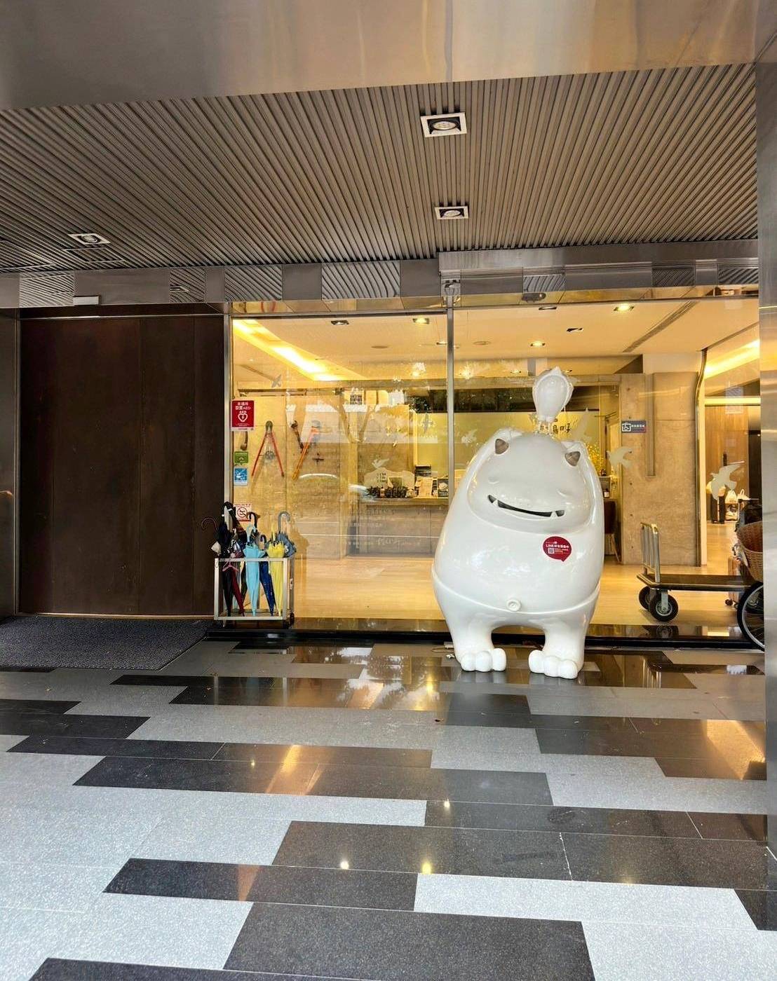 台中西區住宿推薦|承億文旅台中鳥日子|平價住宿附停車場、早餐豐富讓人驚艷、滿滿設計風格、賦予寧靜閒逸自在的氛圍之承億文旅台中鳥日子入住心得分享! - 第20張圖 台中西區住宿推薦|承億文旅台中鳥日子|平價住宿附停車場、早餐豐富讓人驚艷、滿滿設計風格、賦予寧靜閒逸自在的氛圍之承億文旅台中鳥日子入住心得分享!