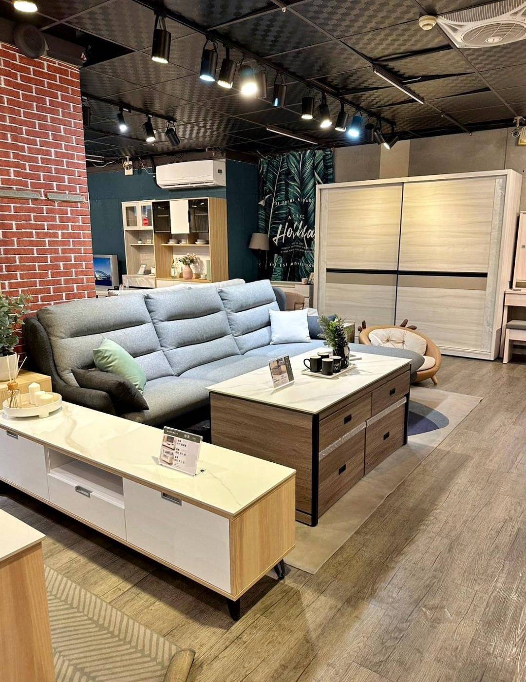 新北家具推薦|億家具批發倉庫新莊店|台灣製造平價精品家具,工廠直營客製化沙發,人人可享批發價,打造舒適質感居家生活! - 第60張圖 新北家具推薦|億家具批發倉庫新莊店|台灣製造平價精品家具,工廠直營客製化沙發,人人可享批發價,打造舒適質感居家生活!