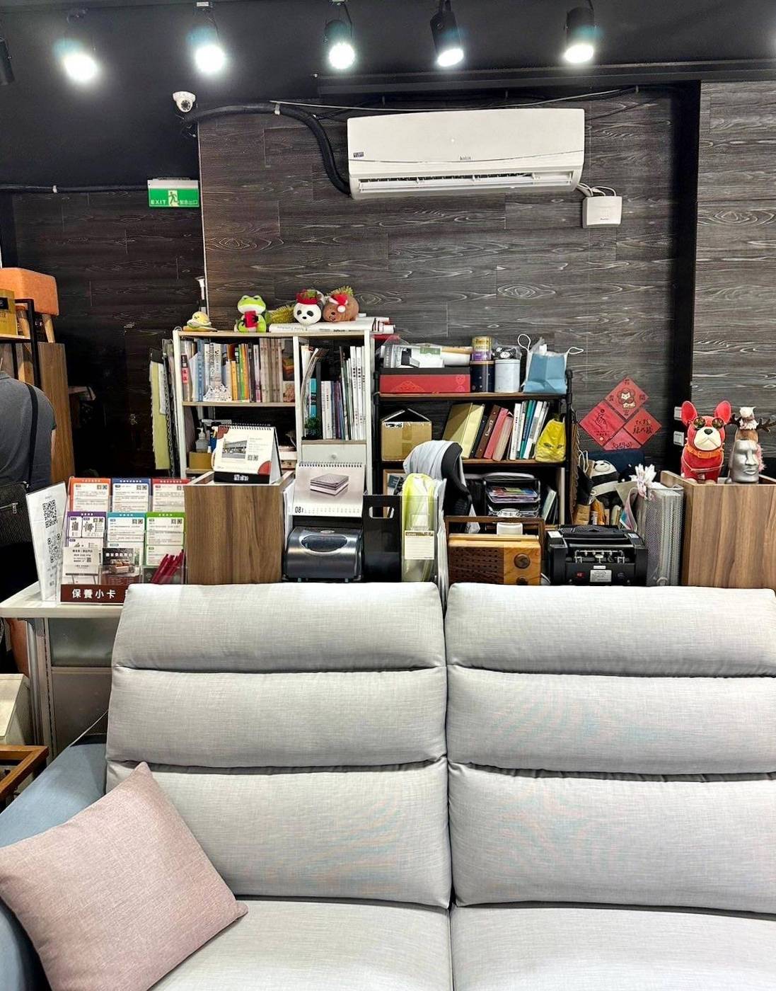 新北家具推薦|億家具批發倉庫新莊店|台灣製造平價精品家具,工廠直營客製化沙發,人人可享批發價,打造舒適質感居家生活! - 第18張圖 新北家具推薦|億家具批發倉庫新莊店|台灣製造平價精品家具,工廠直營客製化沙發,人人可享批發價,打造舒適質感居家生活!