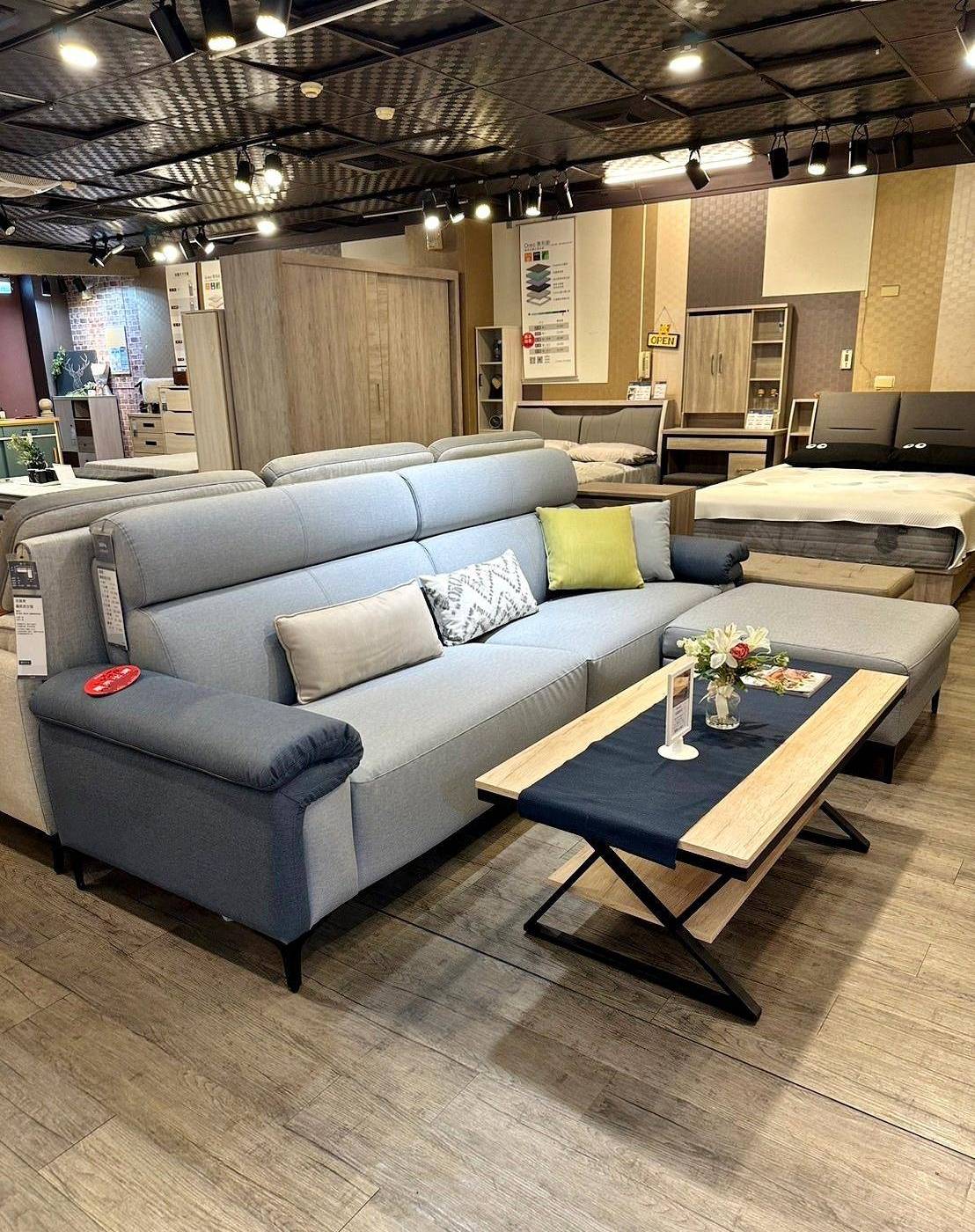 新北家具推薦|億家具批發倉庫新莊店|台灣製造平價精品家具,工廠直營客製化沙發,人人可享批發價,打造舒適質感居家生活! - 第53張圖 新北家具推薦|億家具批發倉庫新莊店|台灣製造平價精品家具,工廠直營客製化沙發,人人可享批發價,打造舒適質感居家生活!