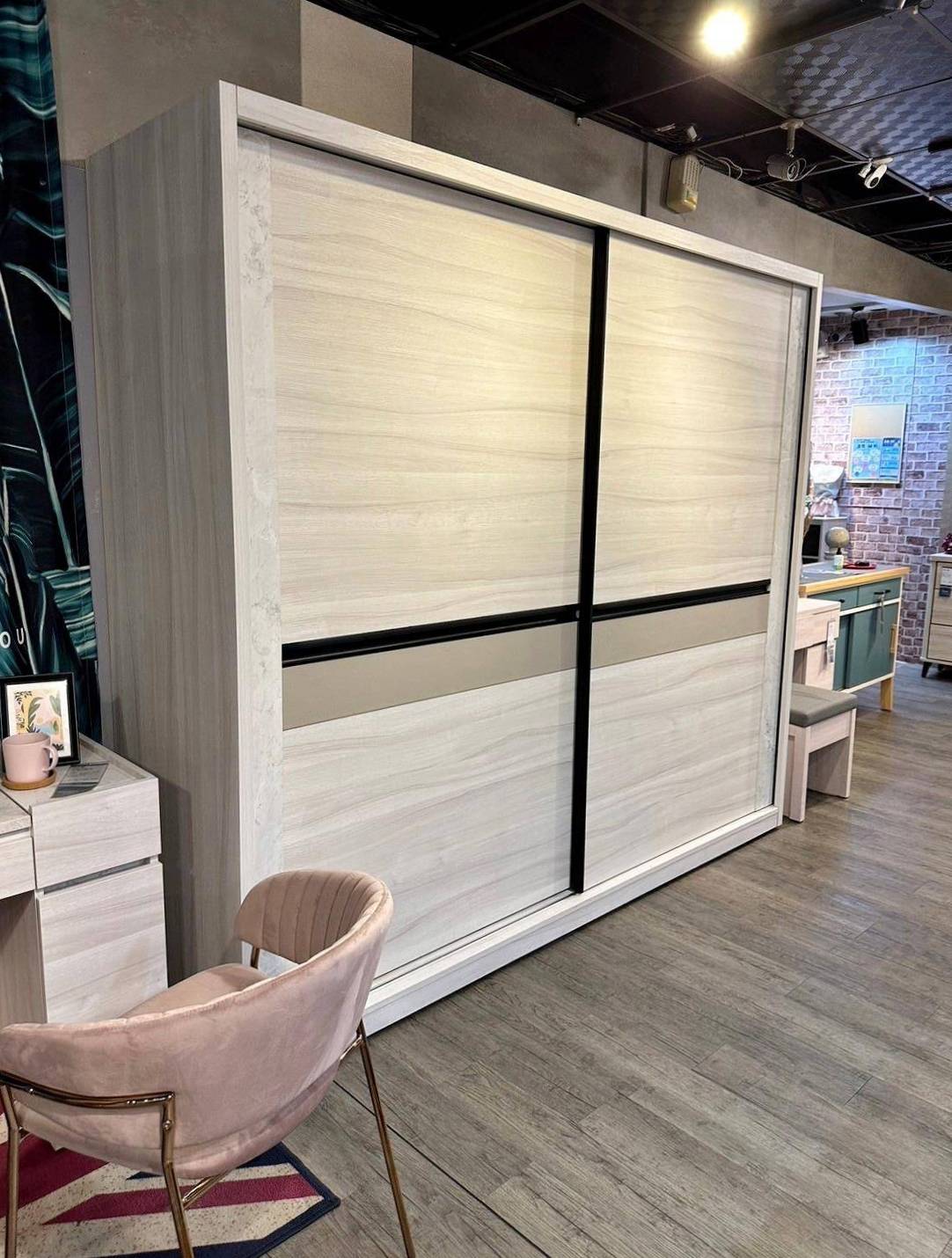 新北家具推薦|億家具批發倉庫新莊店|台灣製造平價精品家具,工廠直營客製化沙發,人人可享批發價,打造舒適質感居家生活! - 第98張圖 新北家具推薦|億家具批發倉庫新莊店|台灣製造平價精品家具,工廠直營客製化沙發,人人可享批發價,打造舒適質感居家生活!