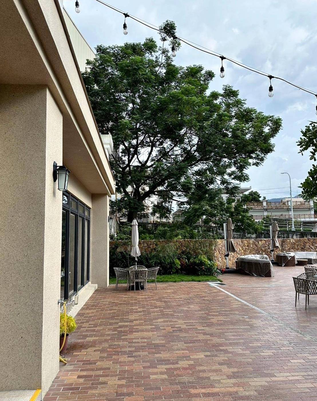 南投縣水里鄉住宿推薦|福容徠旅水里店|福容大飯店創建的輕旅品牌,坐擁山林裡的藝術旅店,遠離塵囂四周山林環繞之福容徠旅水里店開箱分享! - 第50張圖 南投縣水里鄉住宿推薦|福容徠旅水里店|福容大飯店創建的輕旅品牌,坐擁山林裡的藝術旅店,遠離塵囂四周山林環繞之福容徠旅水里店開箱分享!