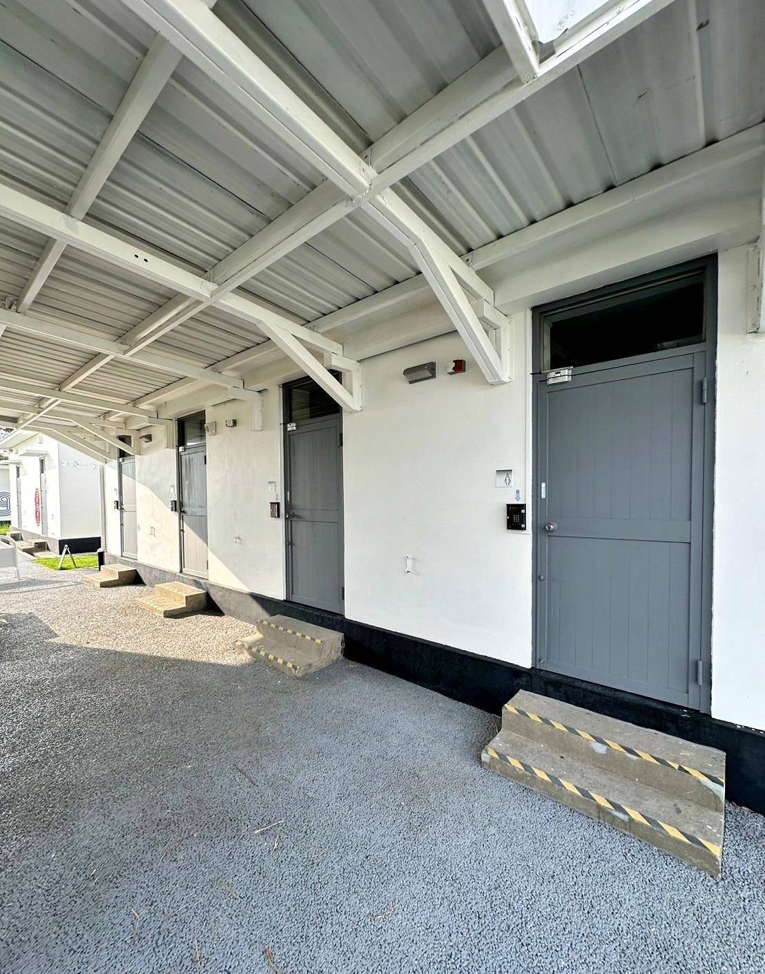 台中清水區住宿推薦｜高美燈塔園區｜全台唯一可泊宿燈塔園區民宿，登塔可眺望高美濕地全景之高美燈塔園區入住心得分享！