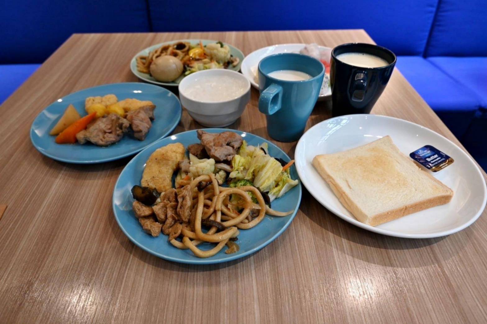 台中西屯區住宿推薦|臺中逢甲智選假日酒店|提供住宿客免費停車場,設施多元附洗衣健身房,輕鬆步行即到逢甲夜市,吃喝玩樂生活機能方便之臺中逢甲智選假日酒店入住心得分享! - 第71張圖 台中西屯區住宿推薦|臺中逢甲智選假日酒店|提供住宿客免費停車場,設施多元附洗衣健身房,輕鬆步行即到逢甲夜市,吃喝玩樂生活機能方便之臺中逢甲智選假日酒店入住心得分享!