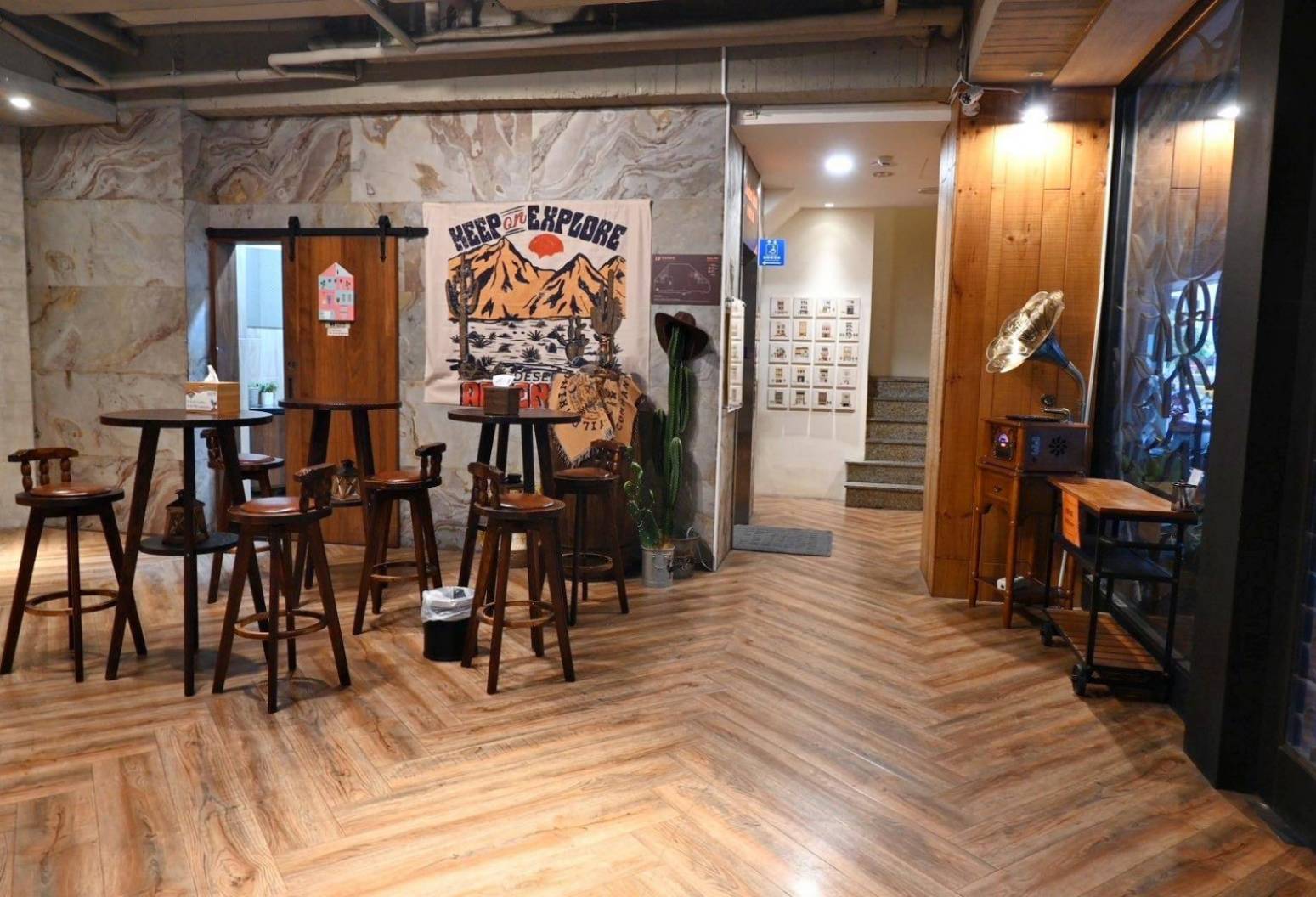 台南市北區住宿推薦|路徒行旅台南成大館|輕鬆步行到火車站,24小時休憩空間免費供應點心飲品,設施多元附洗衣房,盡享靜謐旅憩時光之路徒行旅台南成大館入住心得分享! - 第62張圖 台南市北區住宿推薦|路徒行旅台南成大館|輕鬆步行到火車站,24小時休憩空間免費供應點心飲品,設施多元附洗衣房,盡享靜謐旅憩時光之路徒行旅台南成大館入住心得分享!