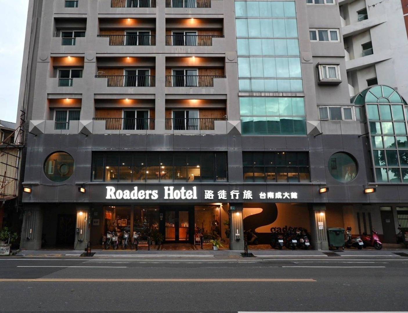 台南市北區住宿推薦|路徒行旅台南成大館|輕鬆步行到火車站,24小時休憩空間免費供應點心飲品,設施多元附洗衣房,盡享靜謐旅憩時光之路徒行旅台南成大館入住心得分享! - 第84張圖 台南市北區住宿推薦|路徒行旅台南成大館|輕鬆步行到火車站,24小時休憩空間免費供應點心飲品,設施多元附洗衣房,盡享靜謐旅憩時光之路徒行旅台南成大館入住心得分享!